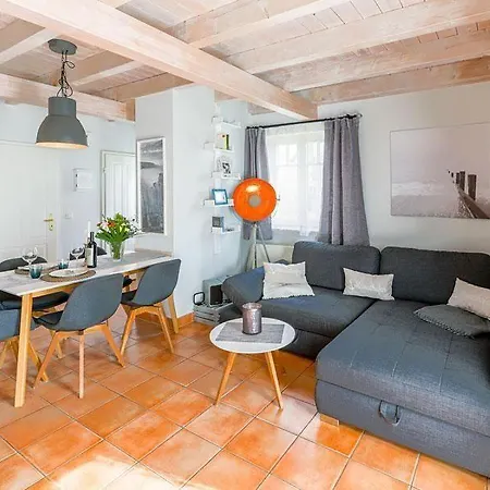Seepferdchen, 19a, Haus Zingst 19a Ferienhaus Nienhagen
